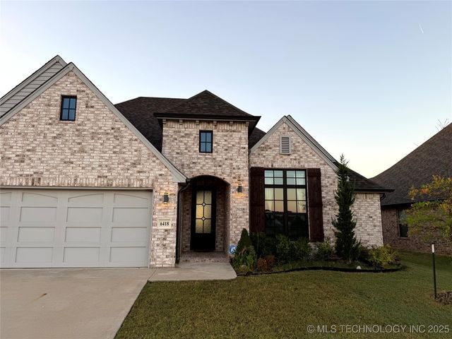 6418 E 127th Street S, Bixby, OK 74008