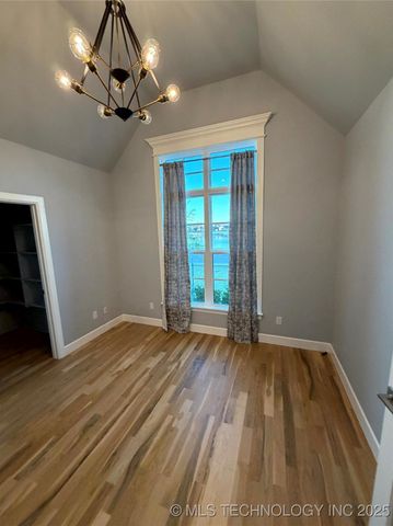 6418 E 127th Street S, Bixby, OK 74008