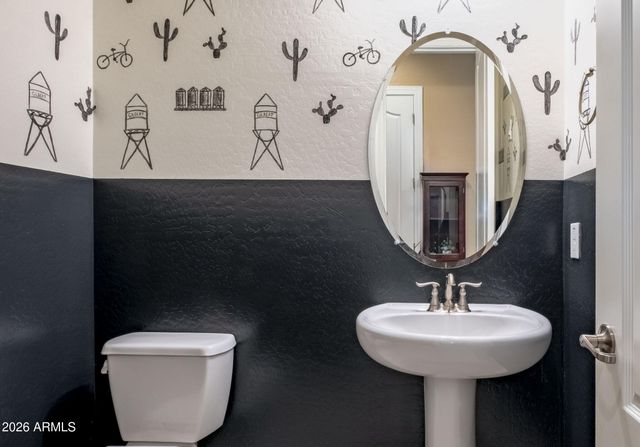 1988 E Blackhawk Drive, Gilbert, AZ 85298