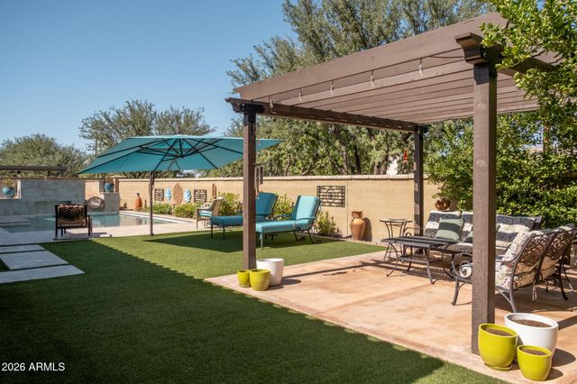 1988 E Blackhawk Drive, Gilbert, AZ 85298