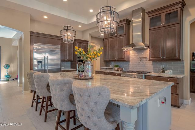 1988 E Blackhawk Drive, Gilbert, AZ 85298