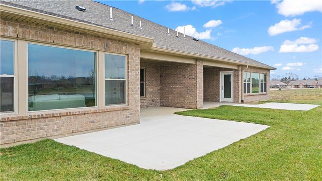 1160 Waterloo Street, Troy, OH 45373