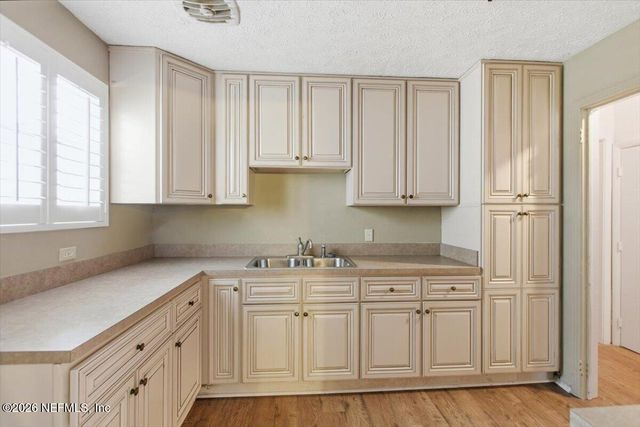 7316 GREENWAY Drive, Jacksonville, FL 32244