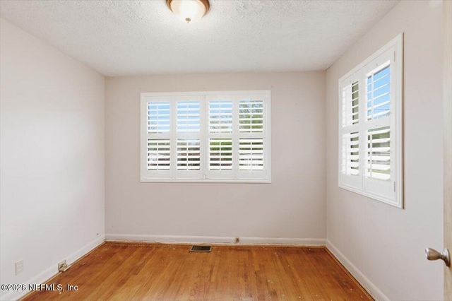 7316 GREENWAY Drive, Jacksonville, FL 32244