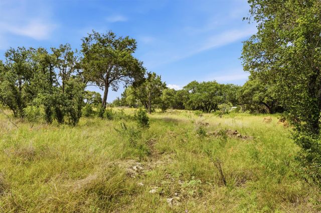 319 Sunset DR, Burnet, TX 78611
