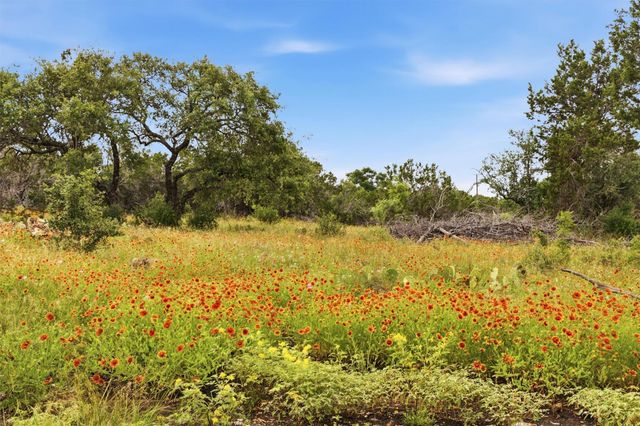 319 Sunset DR, Burnet, TX 78611