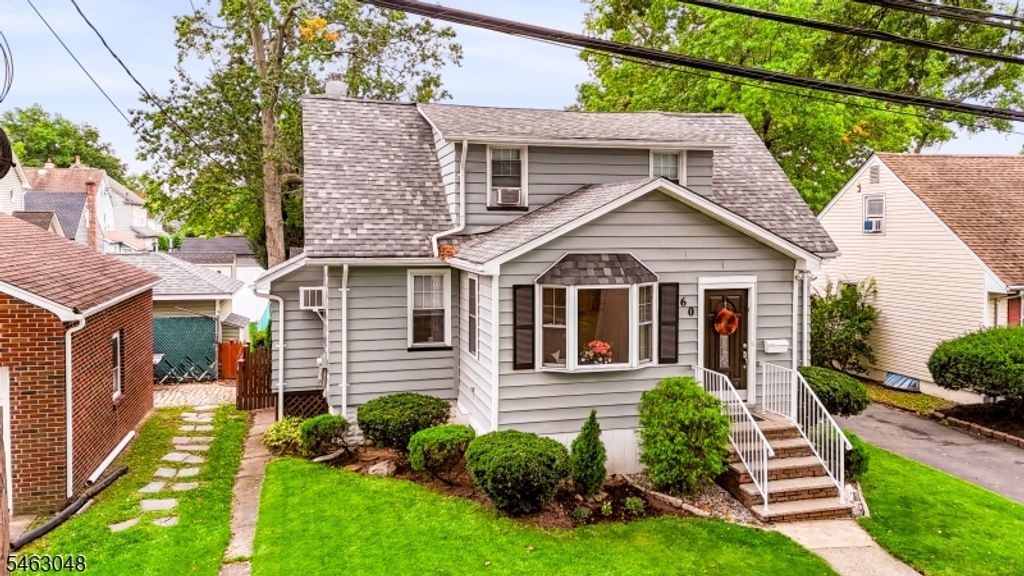 60 W Sumner Ave, Roselle Park Boro, NJ 07204 — photo 2