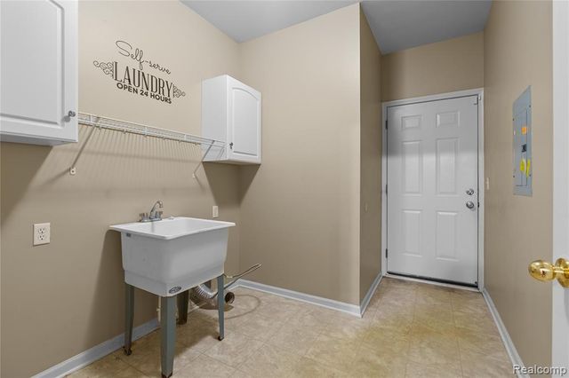 4015 Norwich Drive, Canton, MI 48188