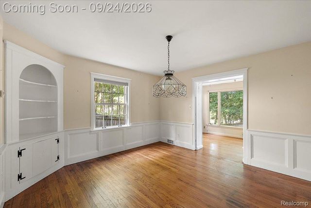 32820 Whatley Road, Franklin Village, MI 48025