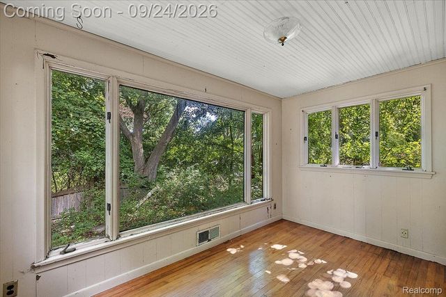 32820 Whatley Road, Franklin Village, MI 48025