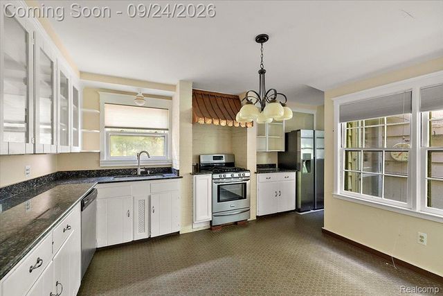 32820 Whatley Road, Franklin Village, MI 48025