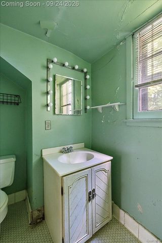 32820 Whatley Road, Franklin Village, MI 48025
