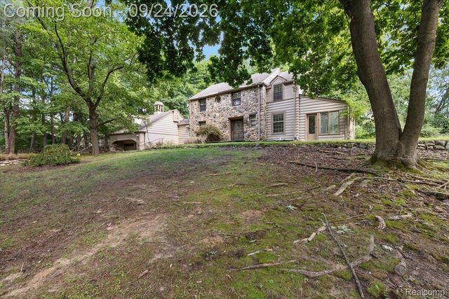 32820 Whatley Road, Franklin Village, MI 48025