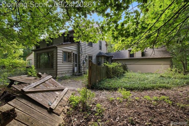 32820 Whatley Road, Franklin Village, MI 48025