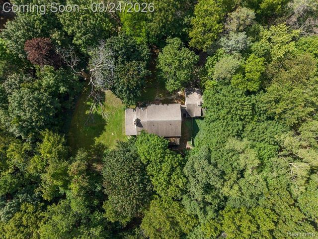 32820 Whatley Road, Franklin Village, MI 48025