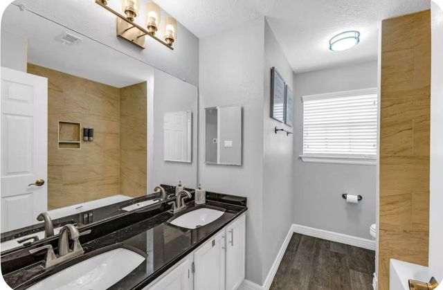 7606 Magnolia Shadows Lane, Houston, TX 77095