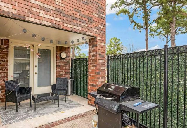 7606 Magnolia Shadows Lane, Houston, TX 77095