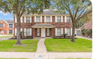 7606 Magnolia Shadows Lane, Houston, TX 77095