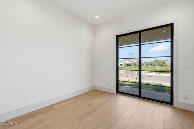 2759 E LONGHORN Drive, Gilbert, AZ 85297