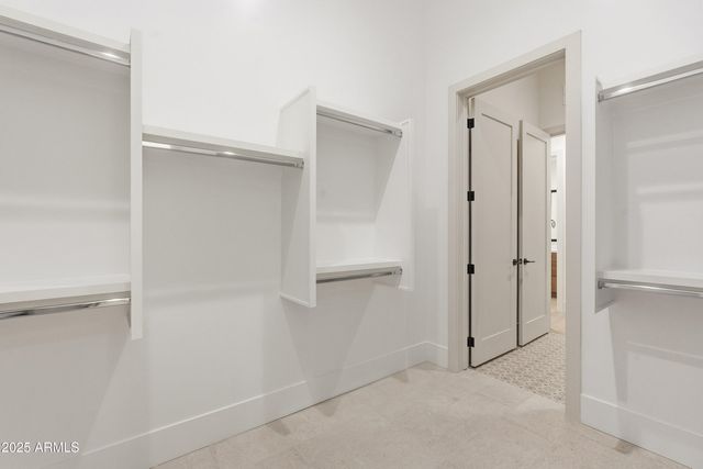 2759 E LONGHORN Drive, Gilbert, AZ 85297