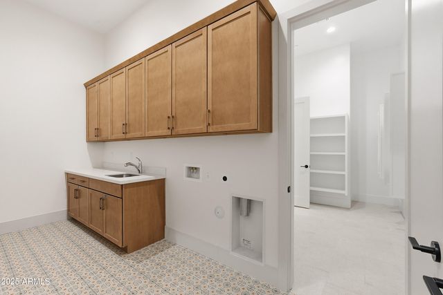 2759 E LONGHORN Drive, Gilbert, AZ 85297