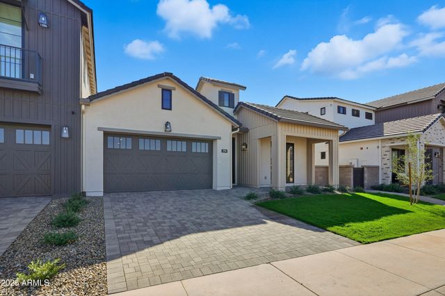 2759 E LONGHORN Drive, Gilbert, AZ 85297