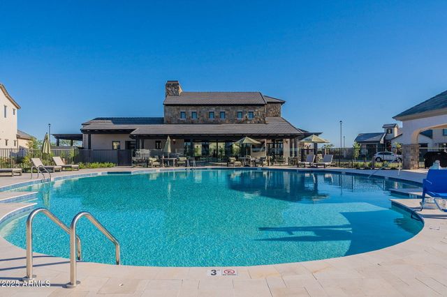 2759 E LONGHORN Drive, Gilbert, AZ 85297