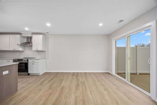 210 Elkenburg Street 1, South Haven, MI 49090