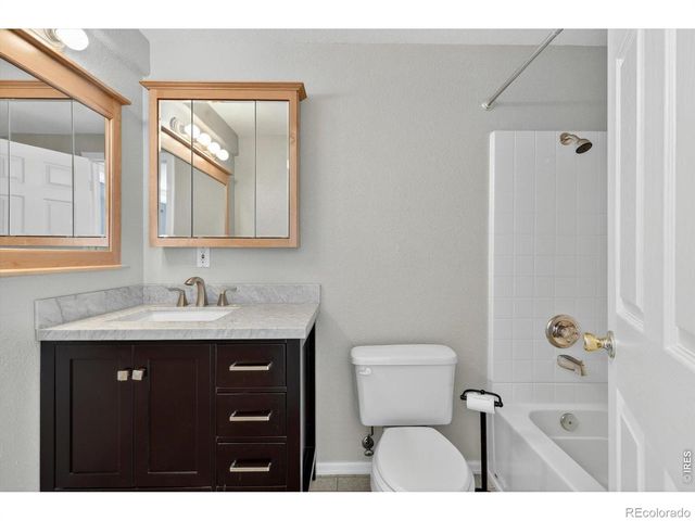 1106 Button Rock Drive, Longmont, CO 80504