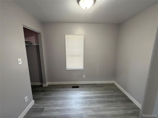 6324 Montrose Street, Detroit, MI 48228