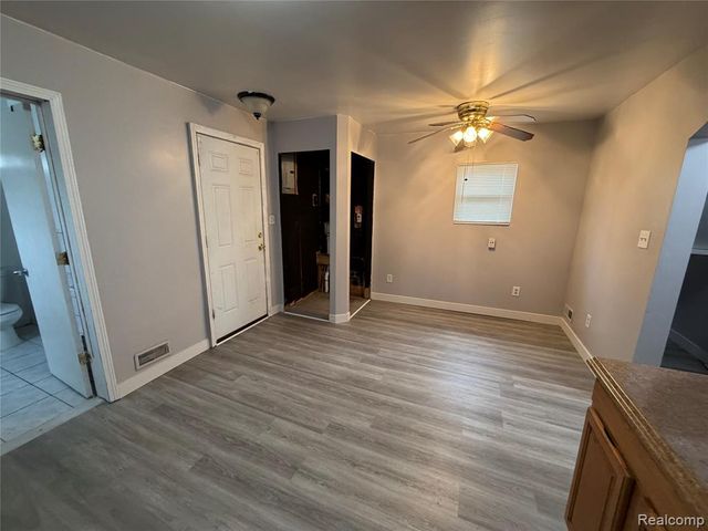 6324 Montrose Street, Detroit, MI 48228