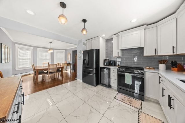 130 Lincoln Ave, Dover Town, NJ 07801