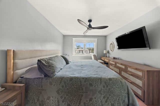 130 Lincoln Ave, Dover Town, NJ 07801