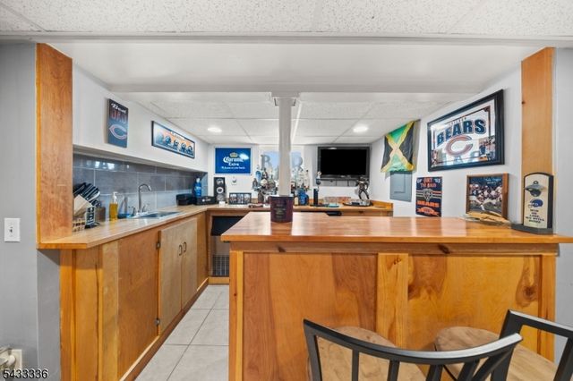 130 Lincoln Ave, Dover Town, NJ 07801