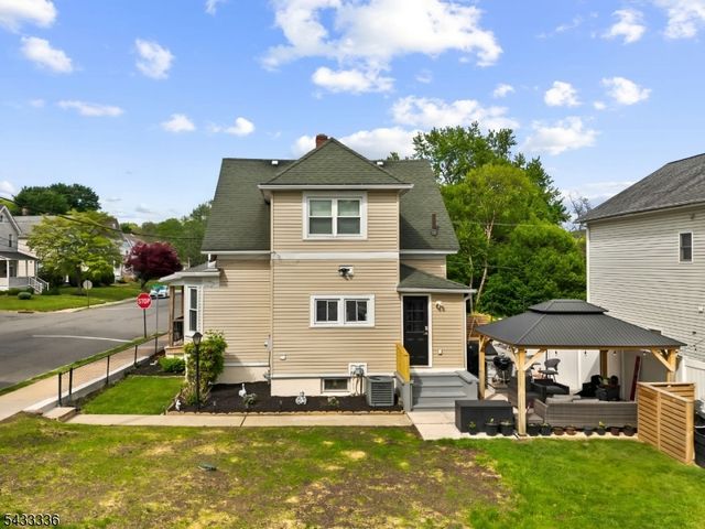 130 Lincoln Ave, Dover Town, NJ 07801