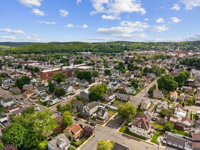 130 Lincoln Ave, Dover Town, NJ 07801