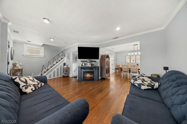 130 Lincoln Ave, Dover Town, NJ 07801