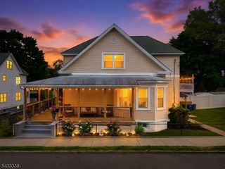 130 Lincoln Ave, Dover Town, NJ 07801