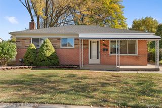 26746 Grobbel Avenue, Warren, MI 48091