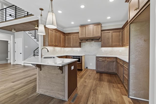 2751 Jasmine St, Lebanon, TN 37087
