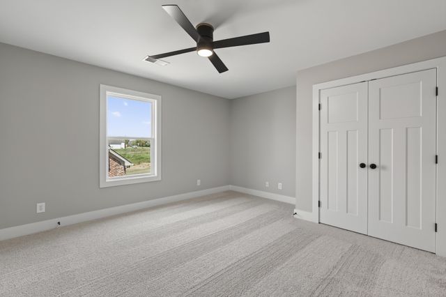 2751 Jasmine St, Lebanon, TN 37087