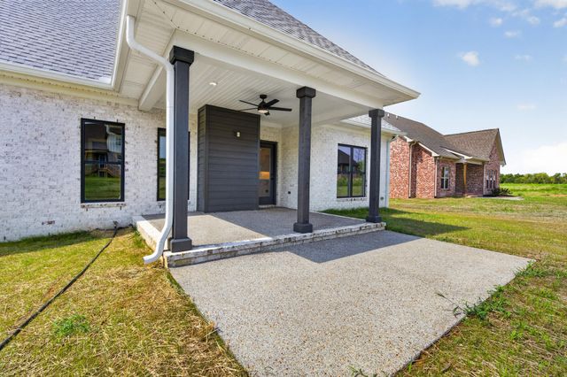 2751 Jasmine St, Lebanon, TN 37087