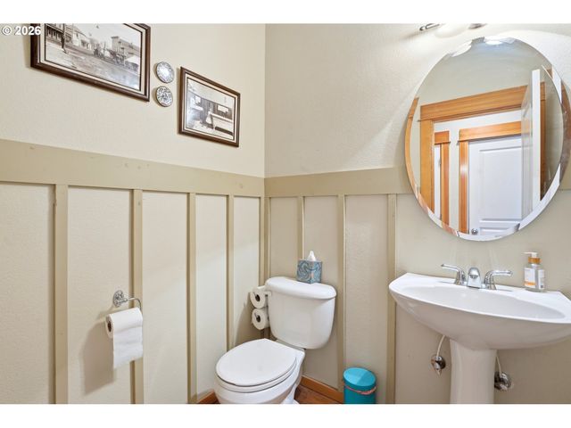 629 Se Roberts Ave, Gresham, OR 97080