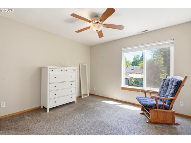 629 Se Roberts Ave, Gresham, OR 97080
