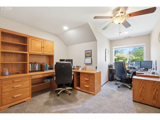 629 Se Roberts Ave, Gresham, OR 97080