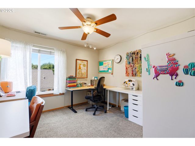 629 Se Roberts Ave, Gresham, OR 97080