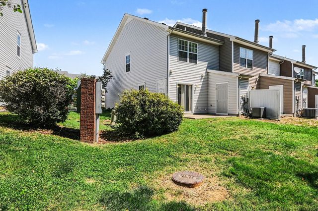 3035 Harpeth Springs Dr, Nashville, TN 37221