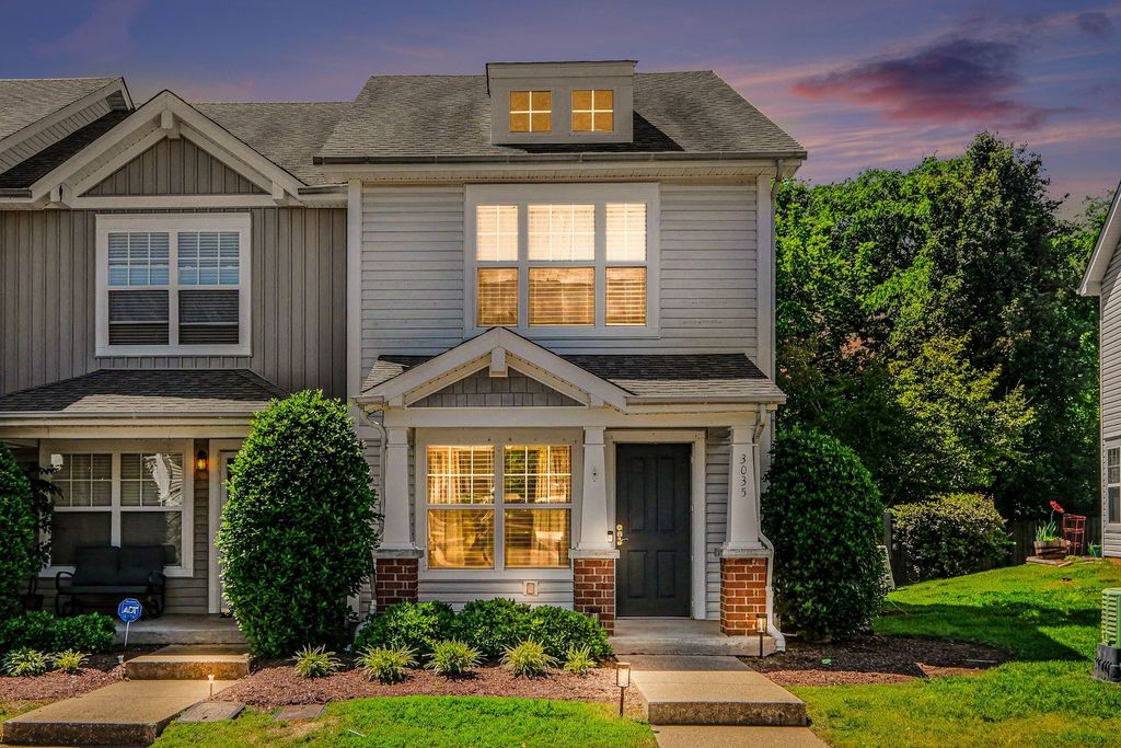 3035 Harpeth Springs Dr, Nashville, TN 37221