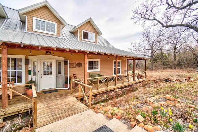 154 Granite Ridge Dr, Medicine Park, OK 73557