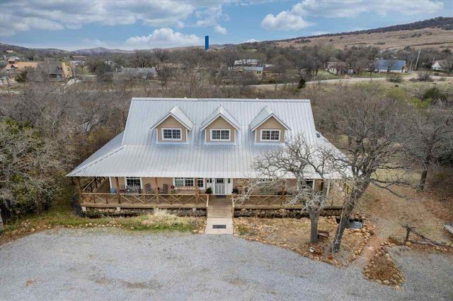 154 Granite Ridge Dr, Medicine Park, OK 73557